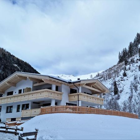 Apartments Alpenpanorama, Neustift نيوستيف ام ستوبيتا المظهر الخارجي الصورة