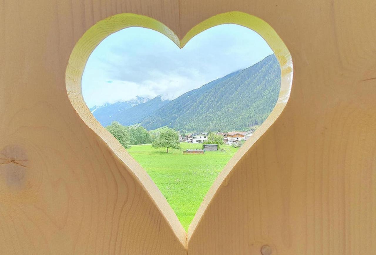 Apartments Alpenpanorama, Neustift نيوستيف ام ستوبيتا المظهر الخارجي الصورة